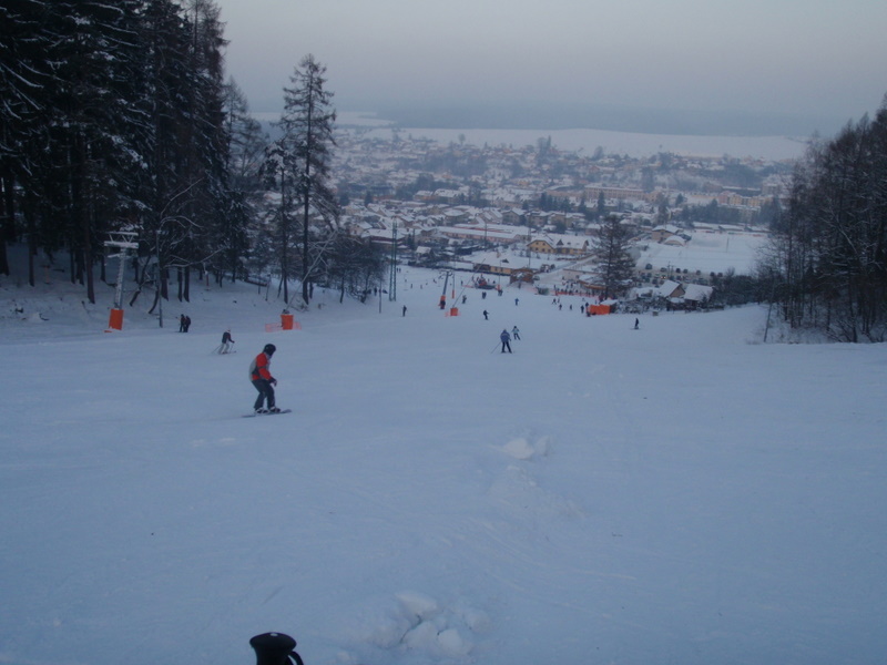 SKI ARE�L PEKL�K �ESK� T�EBOV�