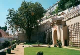 Zahrady pod Praskm hradem